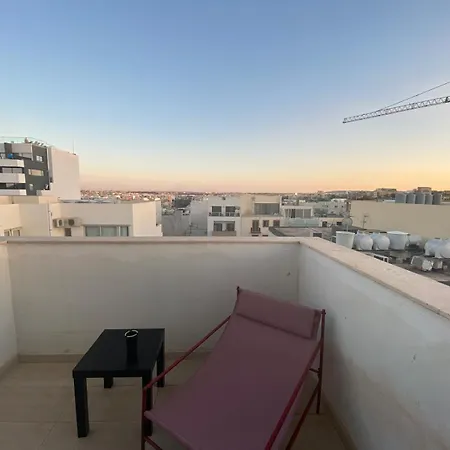 Cozy Msida Penthouse Daire *