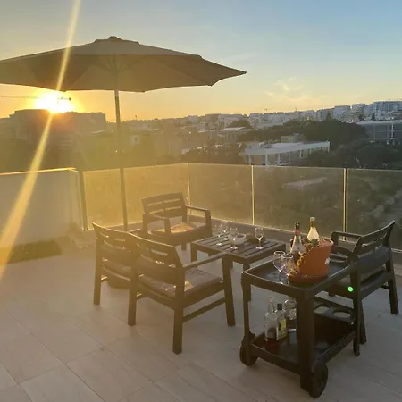 Cozy Msida Penthouse Appartement *