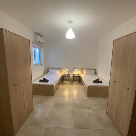 Cozy Msida Penthouse * Tal-Hriereb