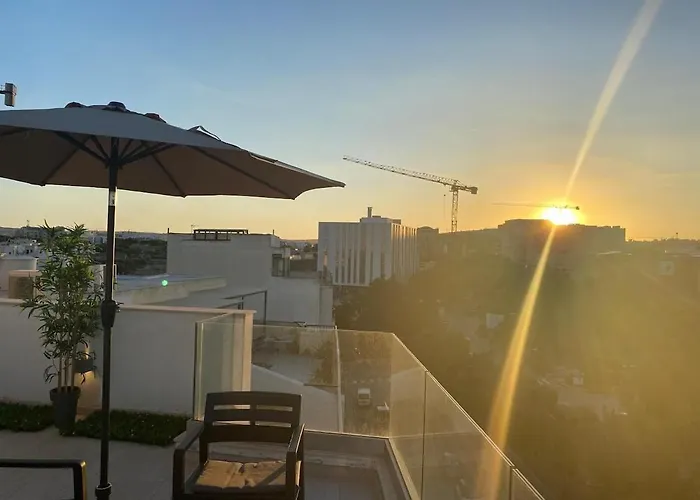 Cozy Msida Penthouse Apartman Tal-Ħriereb